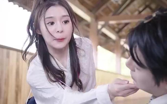 薄爷，夫人马甲又掉了全集(大结局)